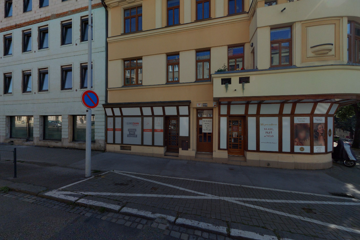 MJC Zlín - potřeby pro kadeřníky foto 5