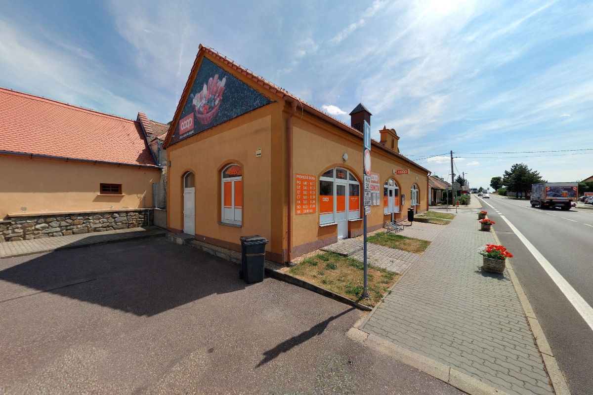 JEDNOTA, spotřební družstvo, Moravský Krumlov – COOP