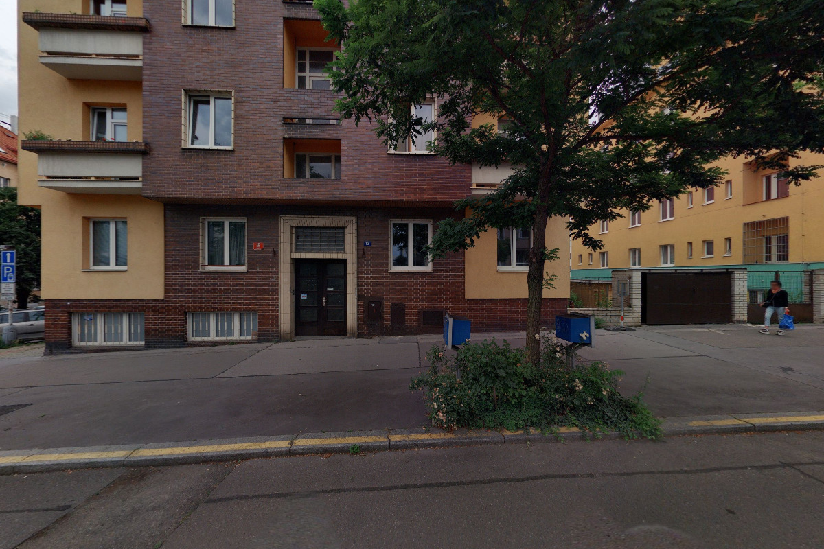 Agora Central Europe - společnost pro demokracii a kulturu