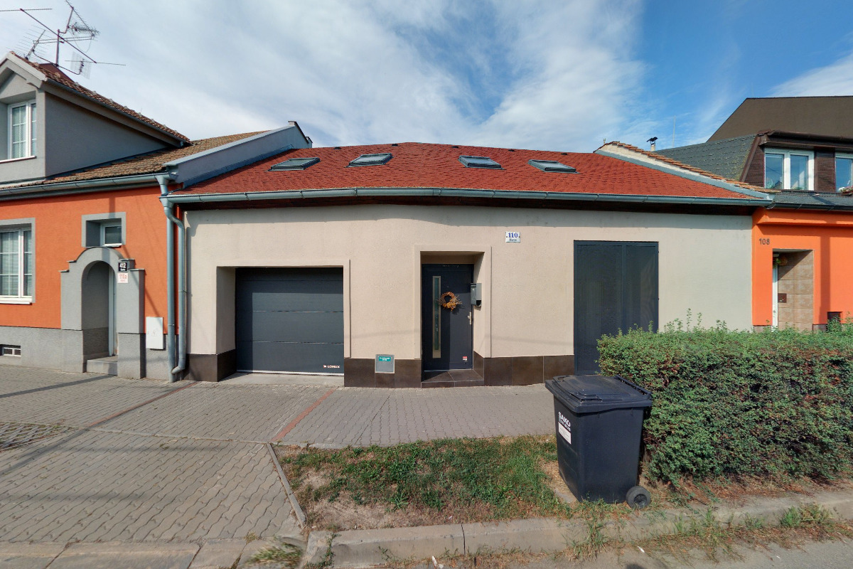 Václav Eksler - research and consultancy