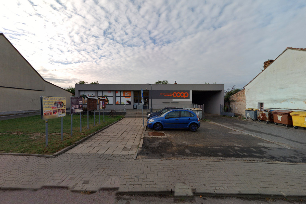 COOP - Jednota, spotřební družstvo v Mikulově foto 2