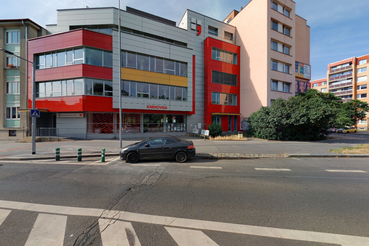 Městská knihovna v Praze - Dům čtení foto 6