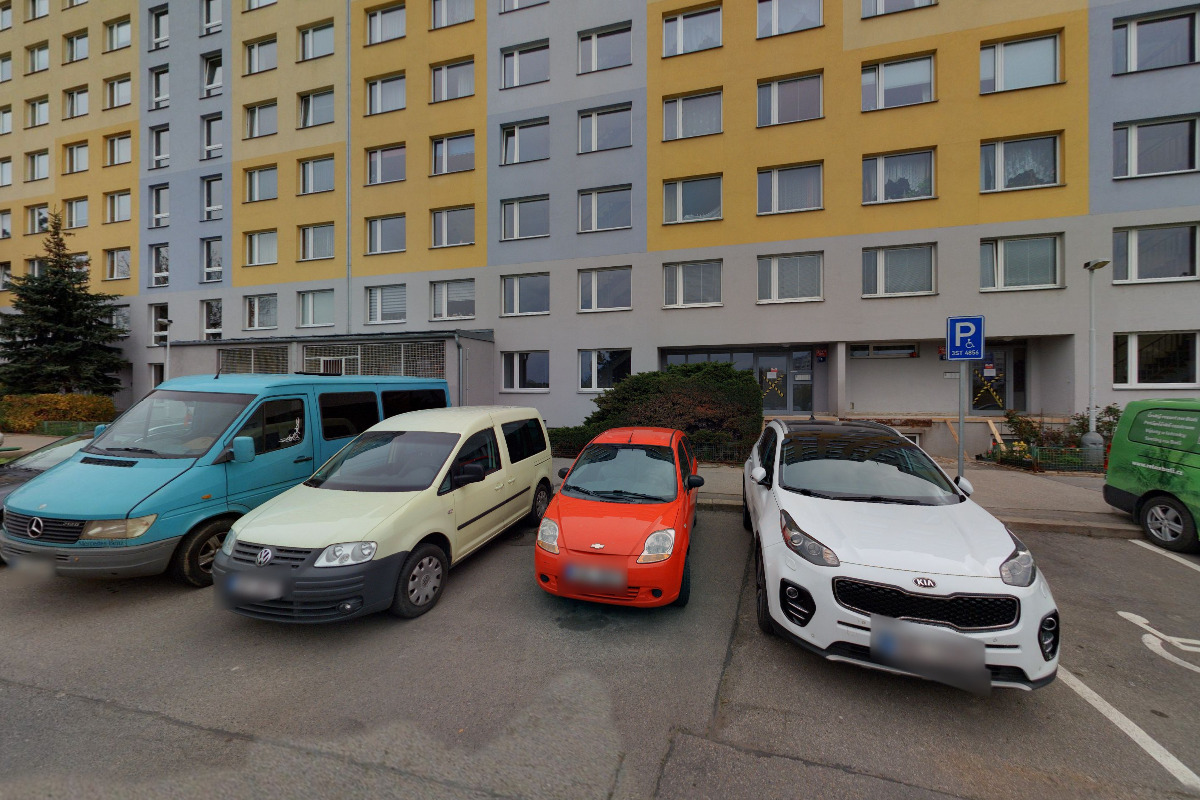 Mateřská škola ZAHRÁDKA, Praha 13, Husníkova 2076 foto 2
