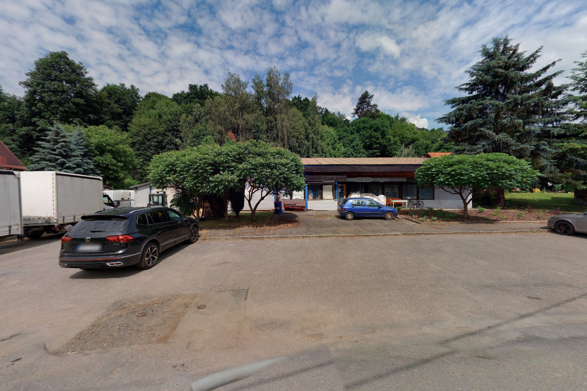 BARVY LAKY Lanškroun, s.r.o.