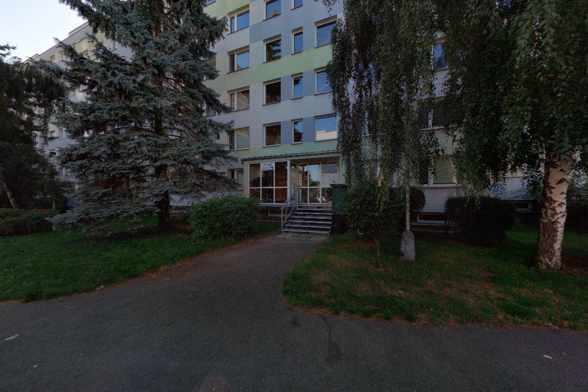 MRAČEK – montáže