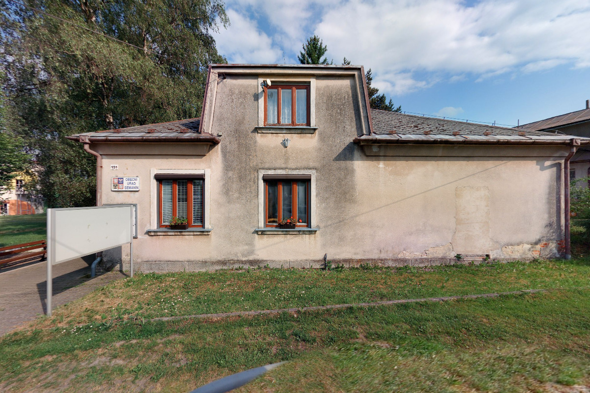 Obecní knihovna Semanín foto 2