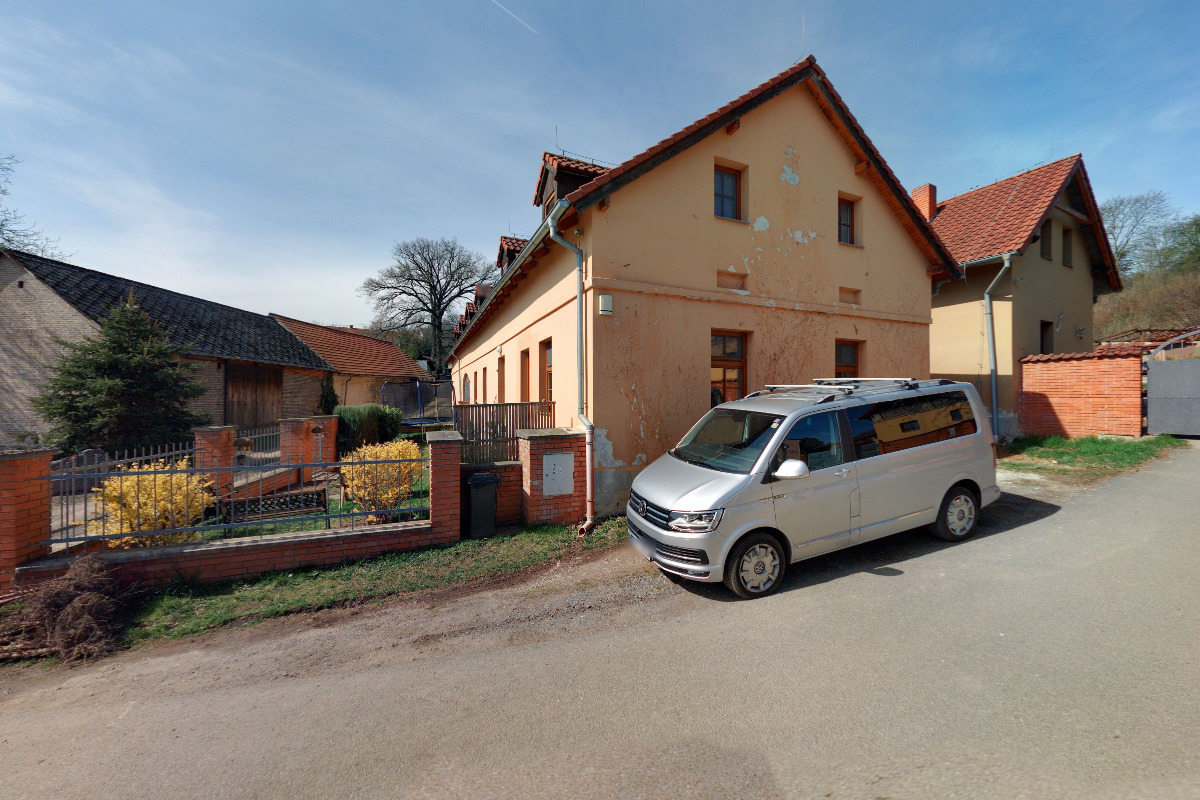 LIP PRODUCTION, s.r.o.