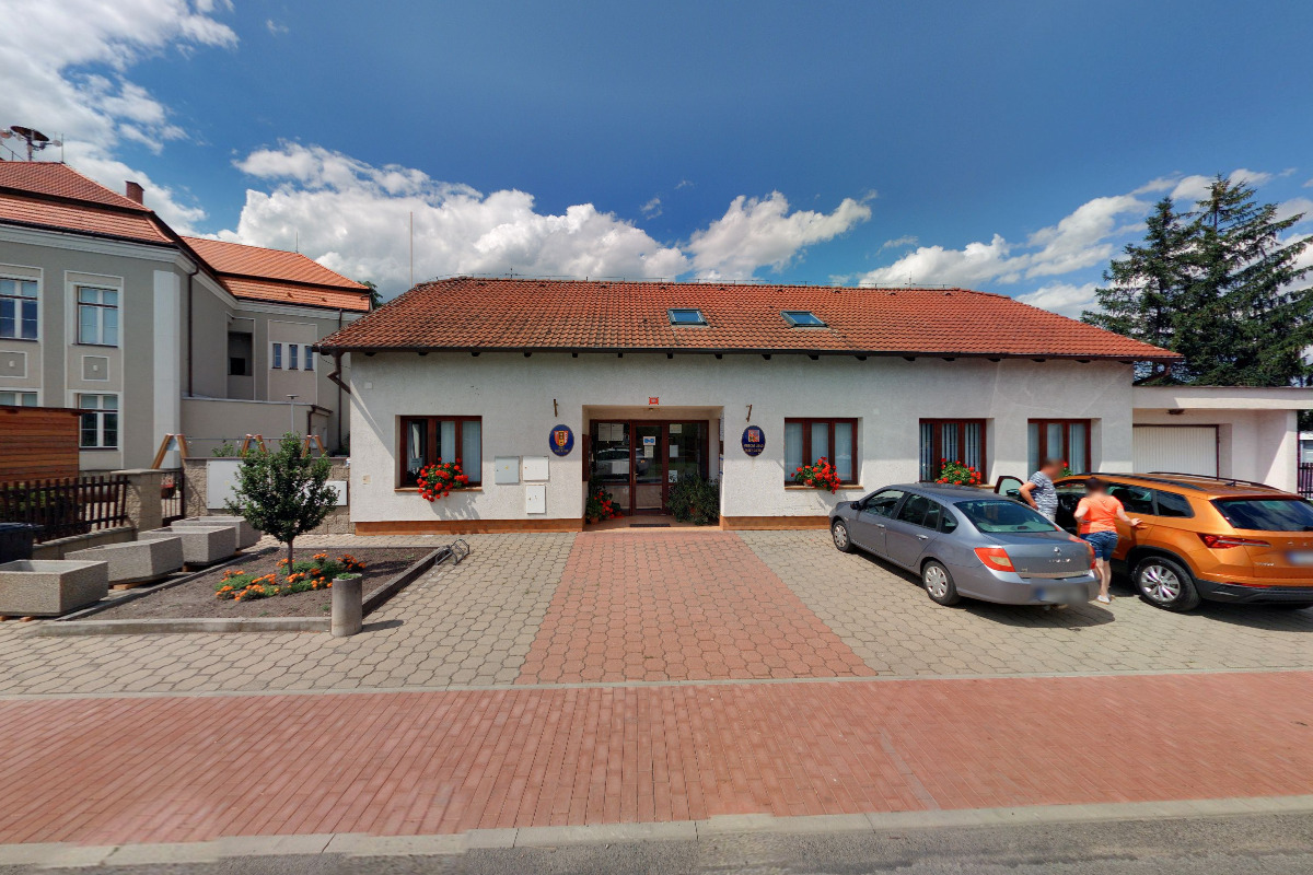 Malý Újezd - obecní úřad