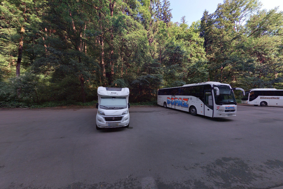 Parkoviště Kateřinská jeskyně