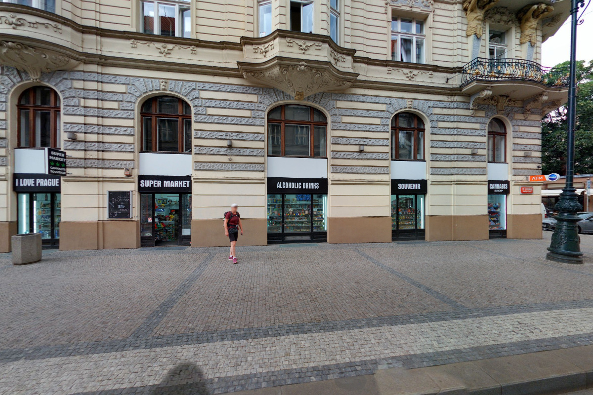 COCO café disco shisha bar