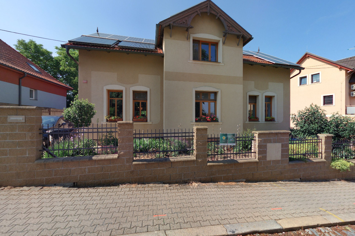 Odtahovka -půjčovna-odtahové služby foto 5