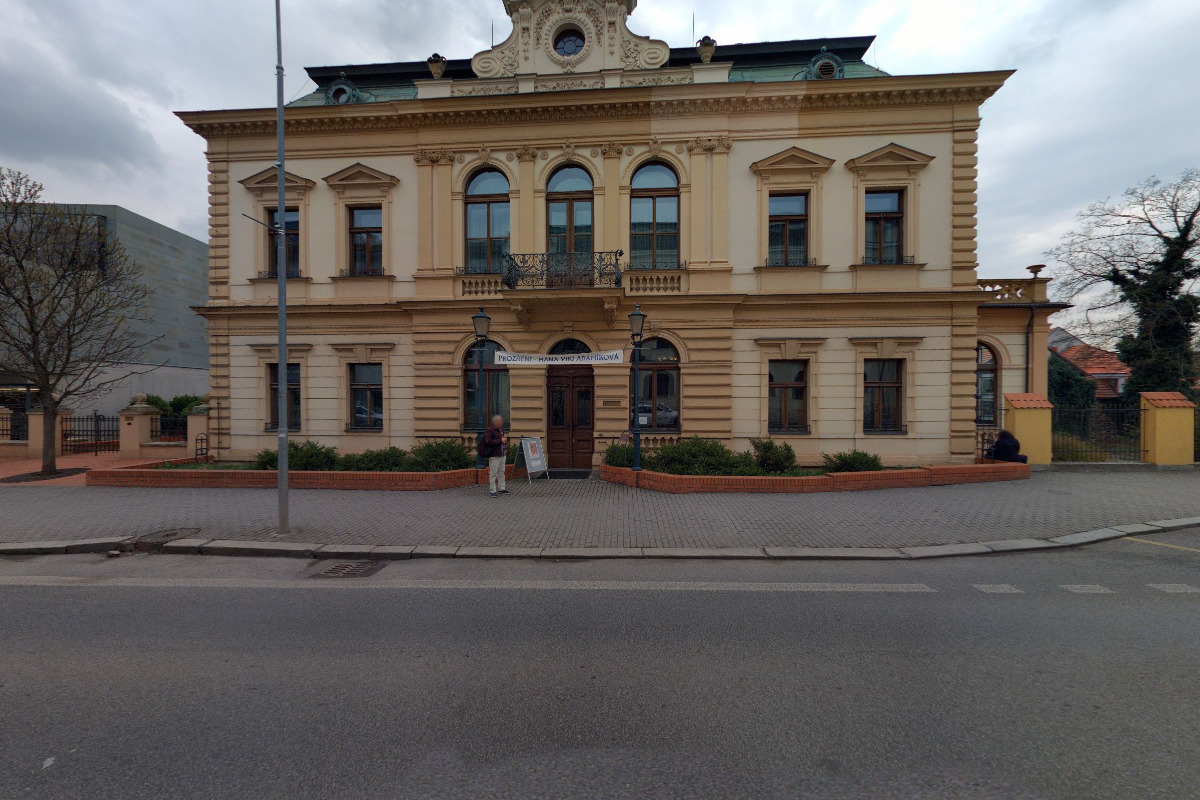 Mgr. Ivana Palmová, advokátka