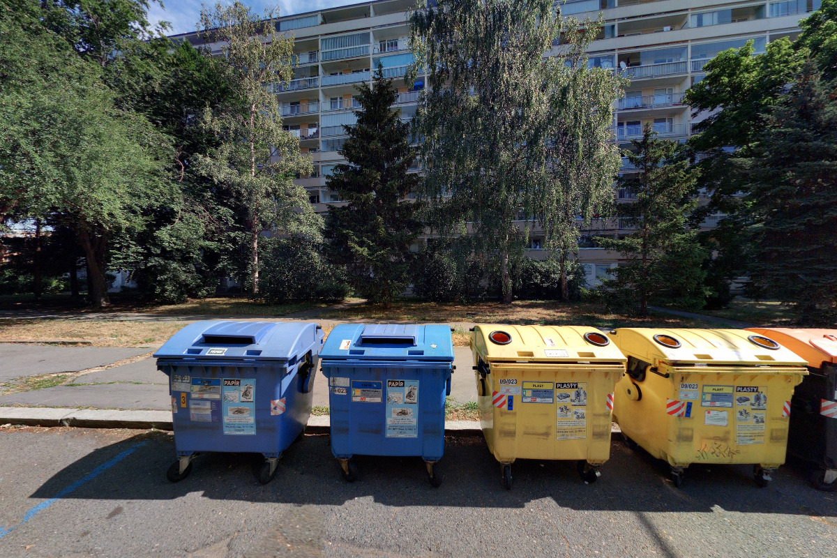 Válkovo kočovné divadlo Praha foto 1