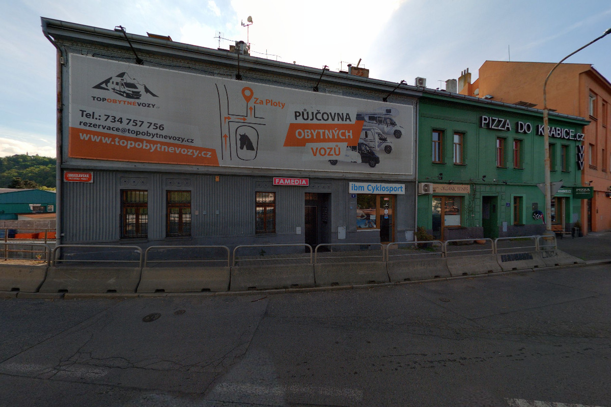 EXCLUSIVE RENTALS LTD foto 1