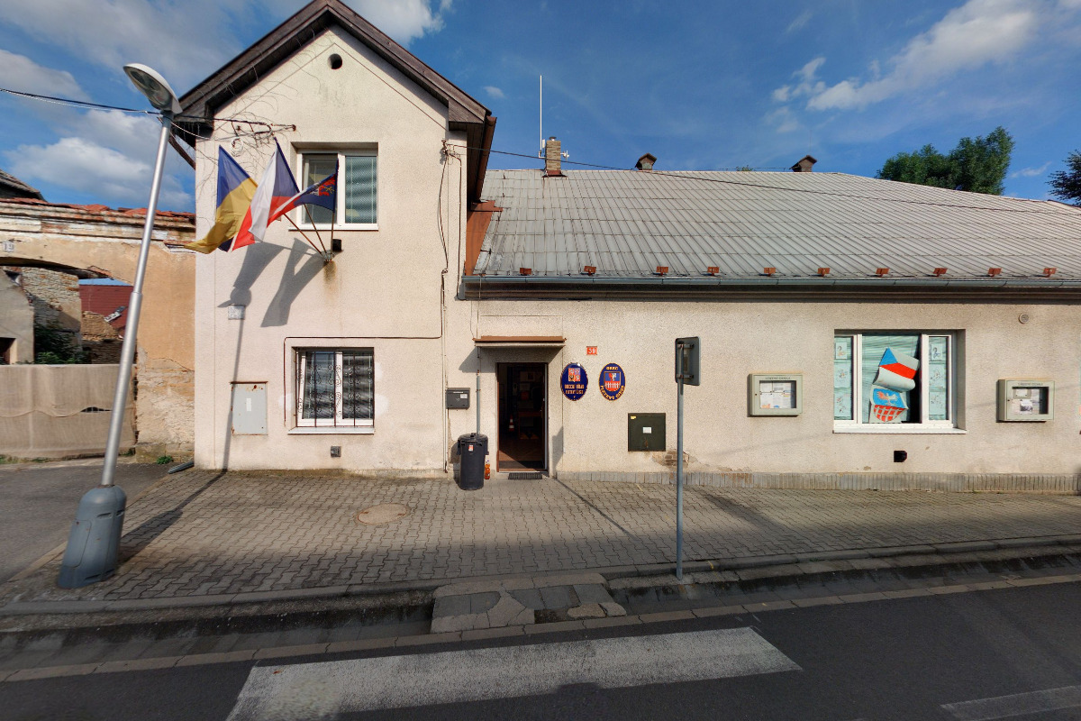 Pletený Újezd - obecní úřad foto 4