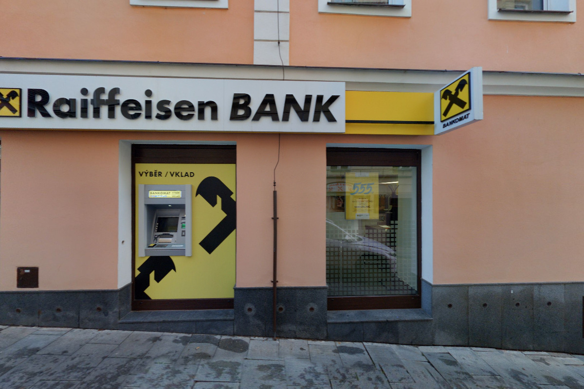 Raiffeisenbank - bankomat