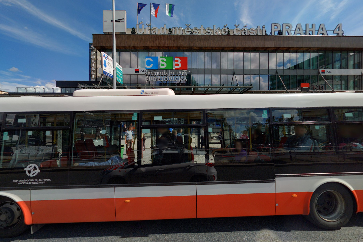 ÚMČ Praha 4 - Odbor stavební foto 2