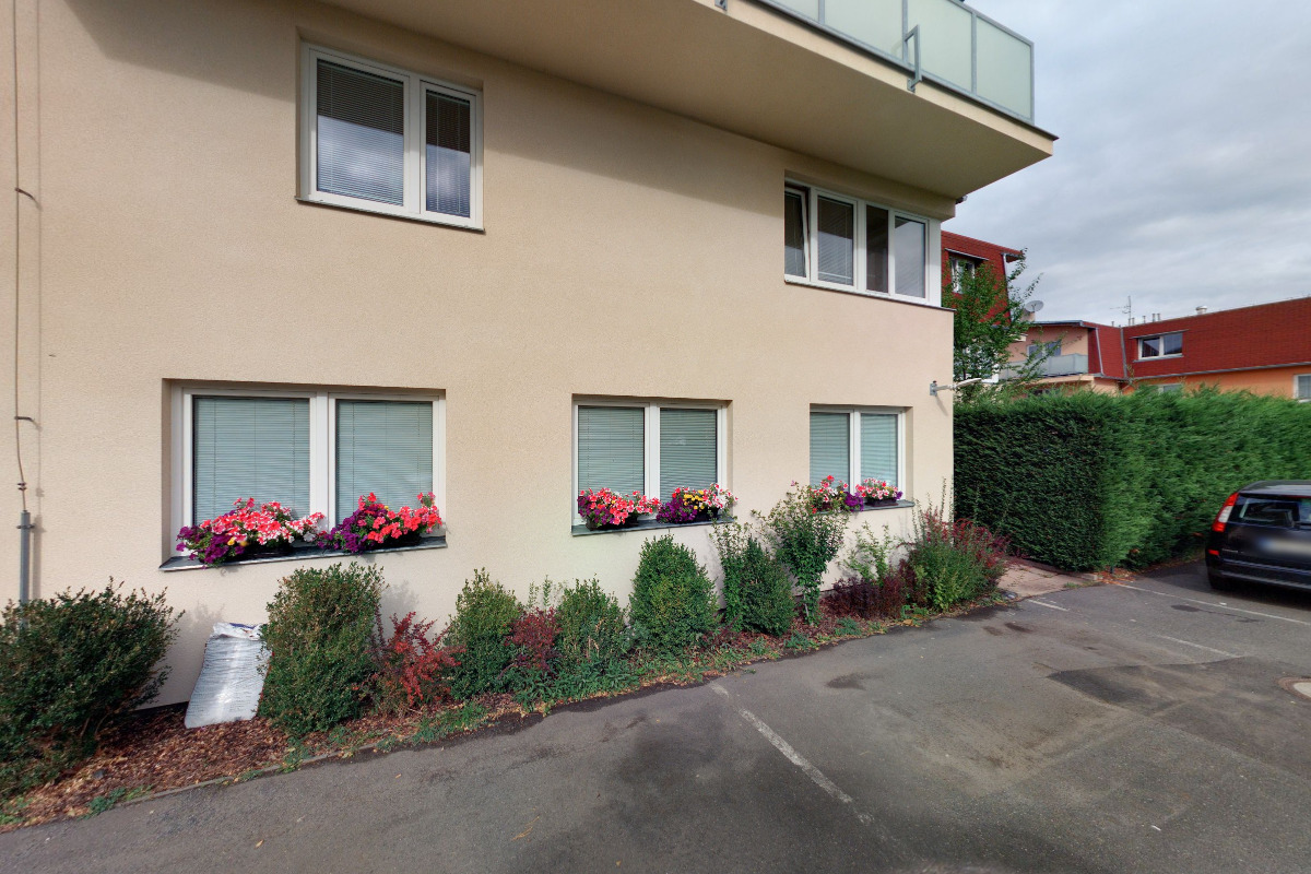 Marcela Ihracká - nehtová pohotovost