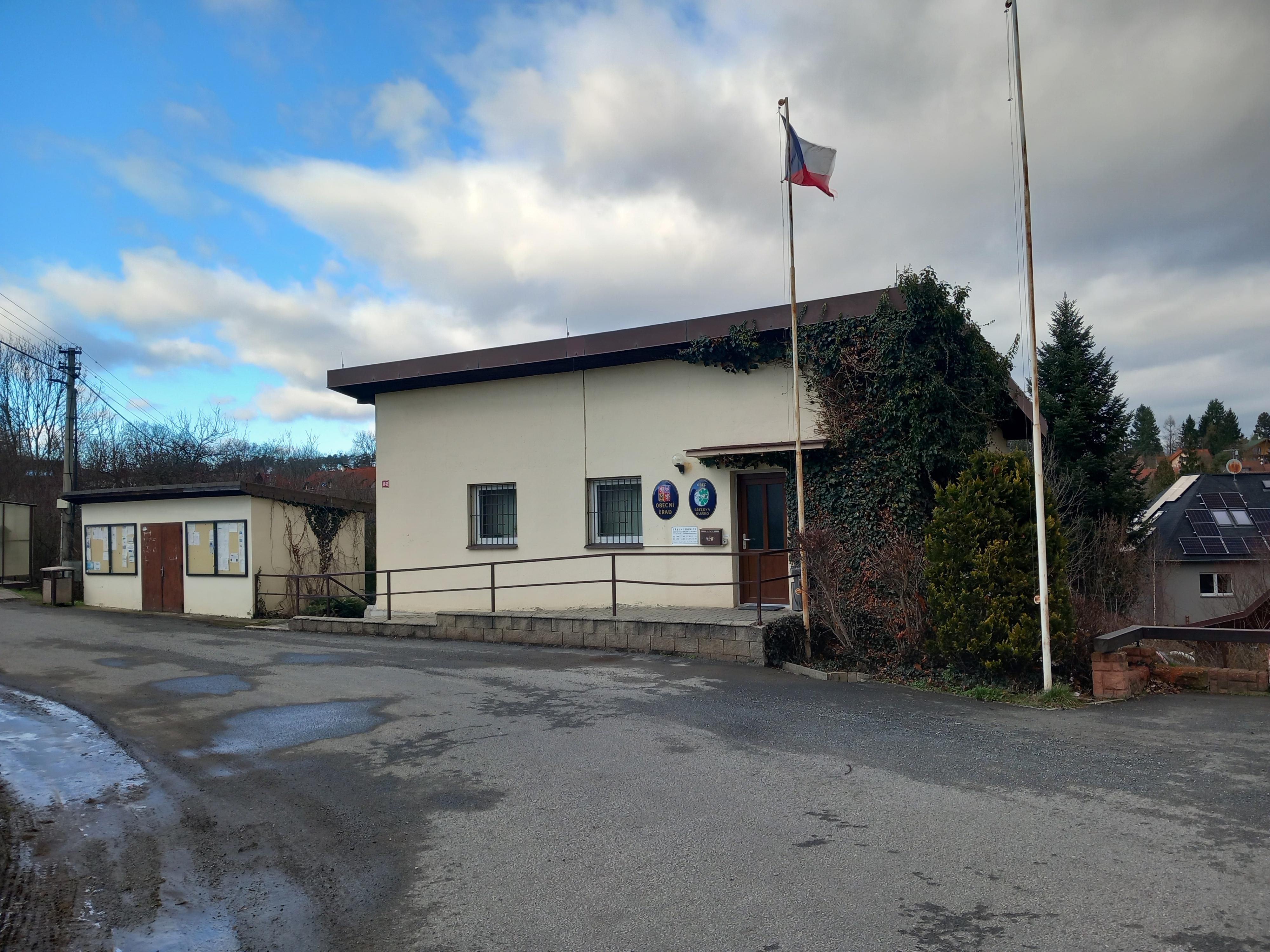 Březová - Oleško - obecní úřad