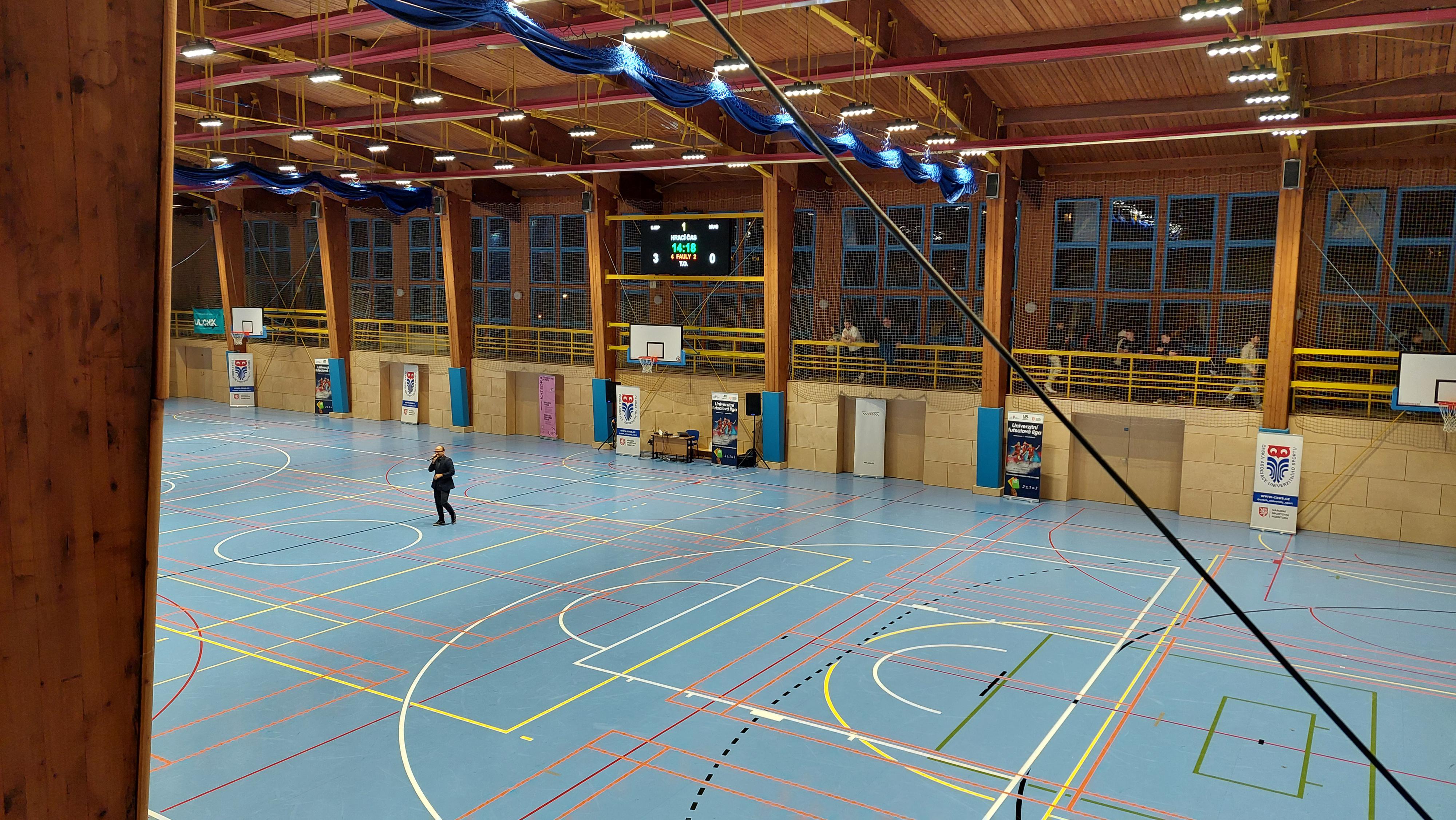 Sportovní hala PF UJEP
