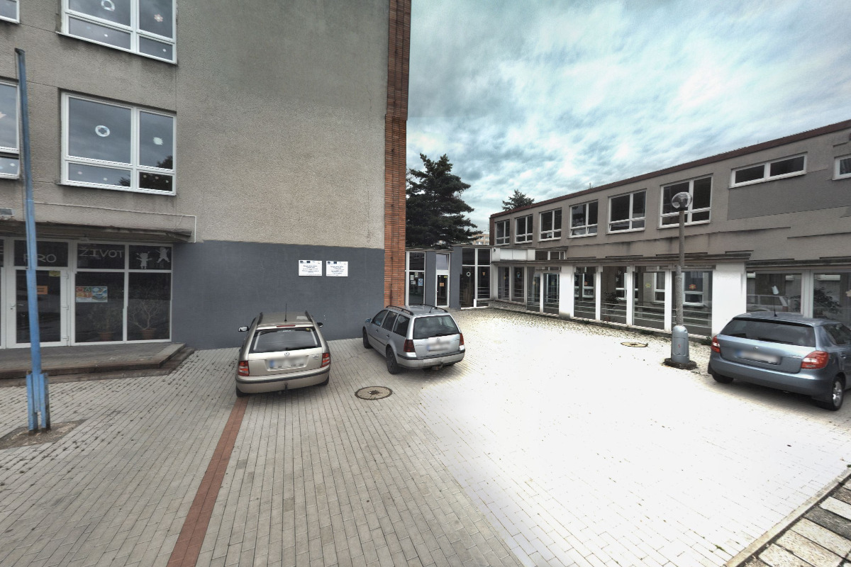 ZŠ praktická a speciální a MŠ Kladno, Pařížská