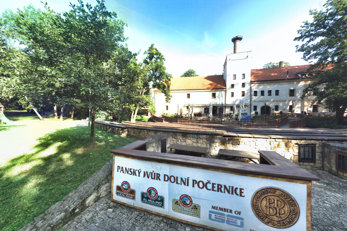 Panský dvůr Dolní Počernice