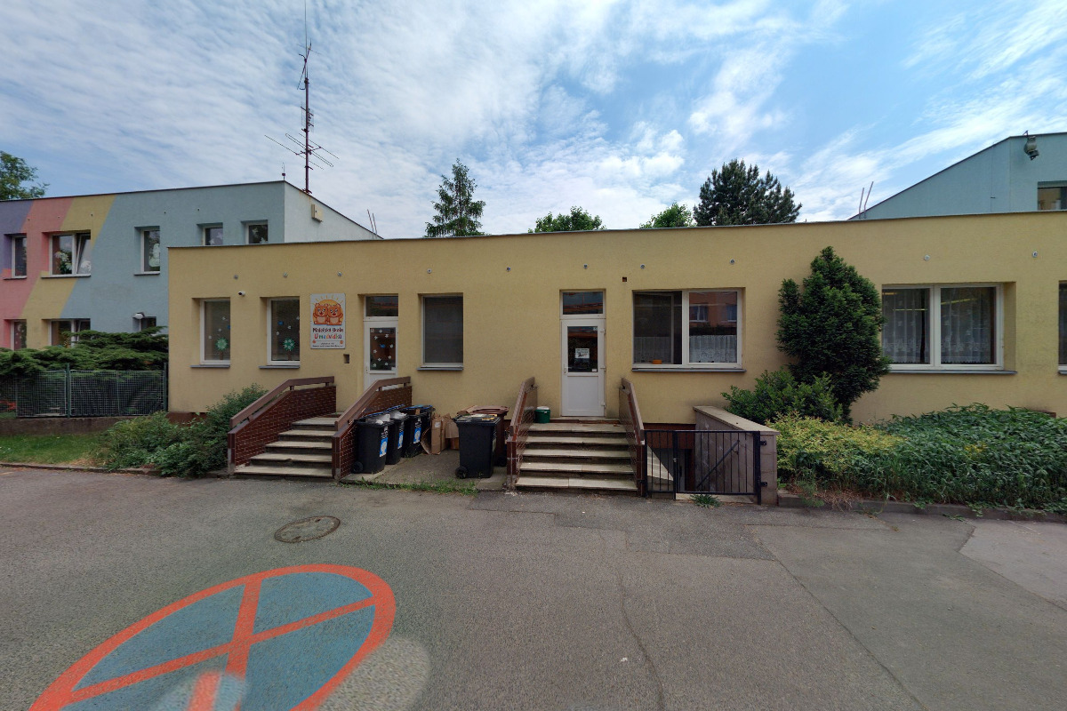 Mateřská škola "U MEDVÍDKŮ"