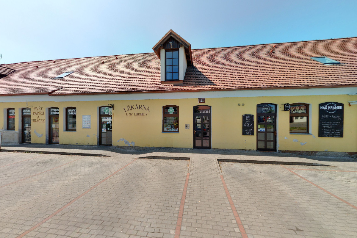 Lékárna u sv. Ludmily foto 5