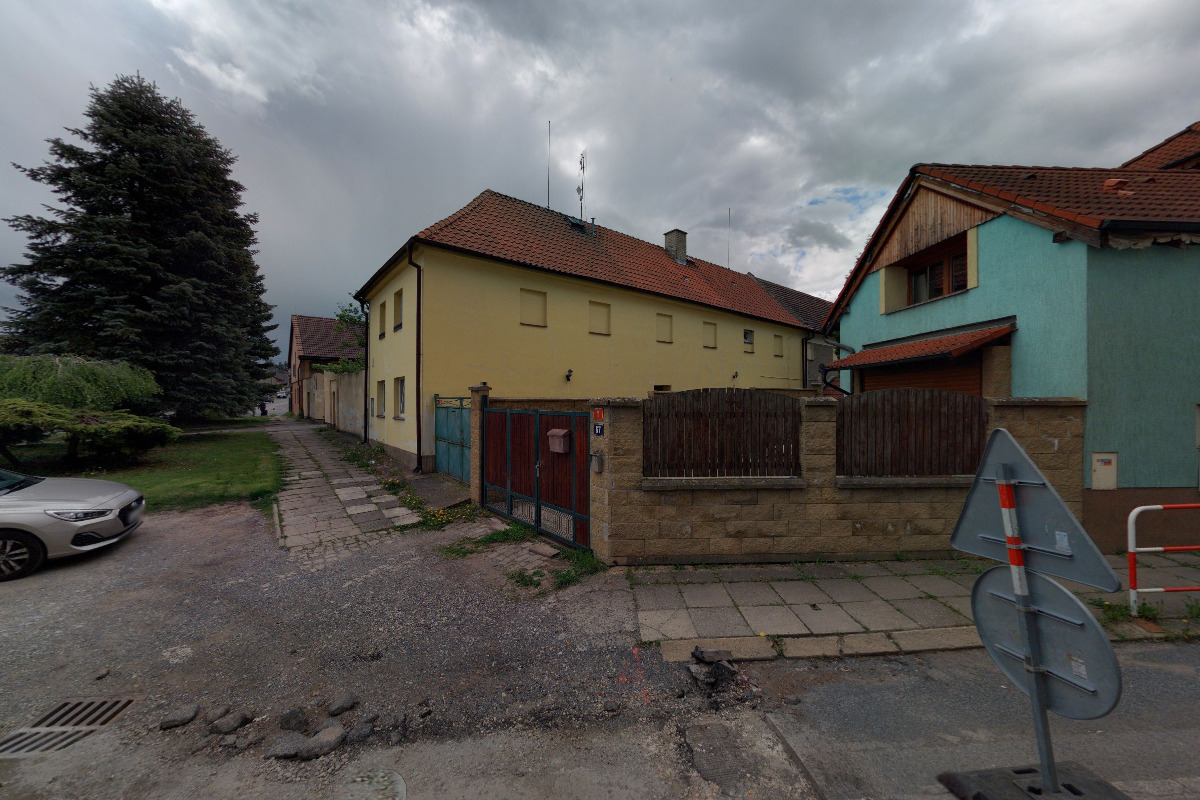 Parkoviště u letiště - Petr Procházka foto 2