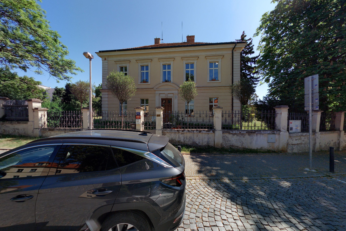 Římskokatolická farnost u kostela sv. Matěje Praha - Dejvice foto 3