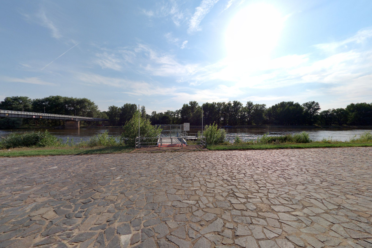 Výletní loď Fidelio