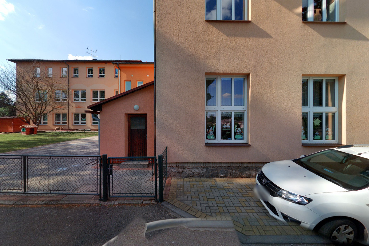 Základní škola a mateřská škola Lukavice foto 4