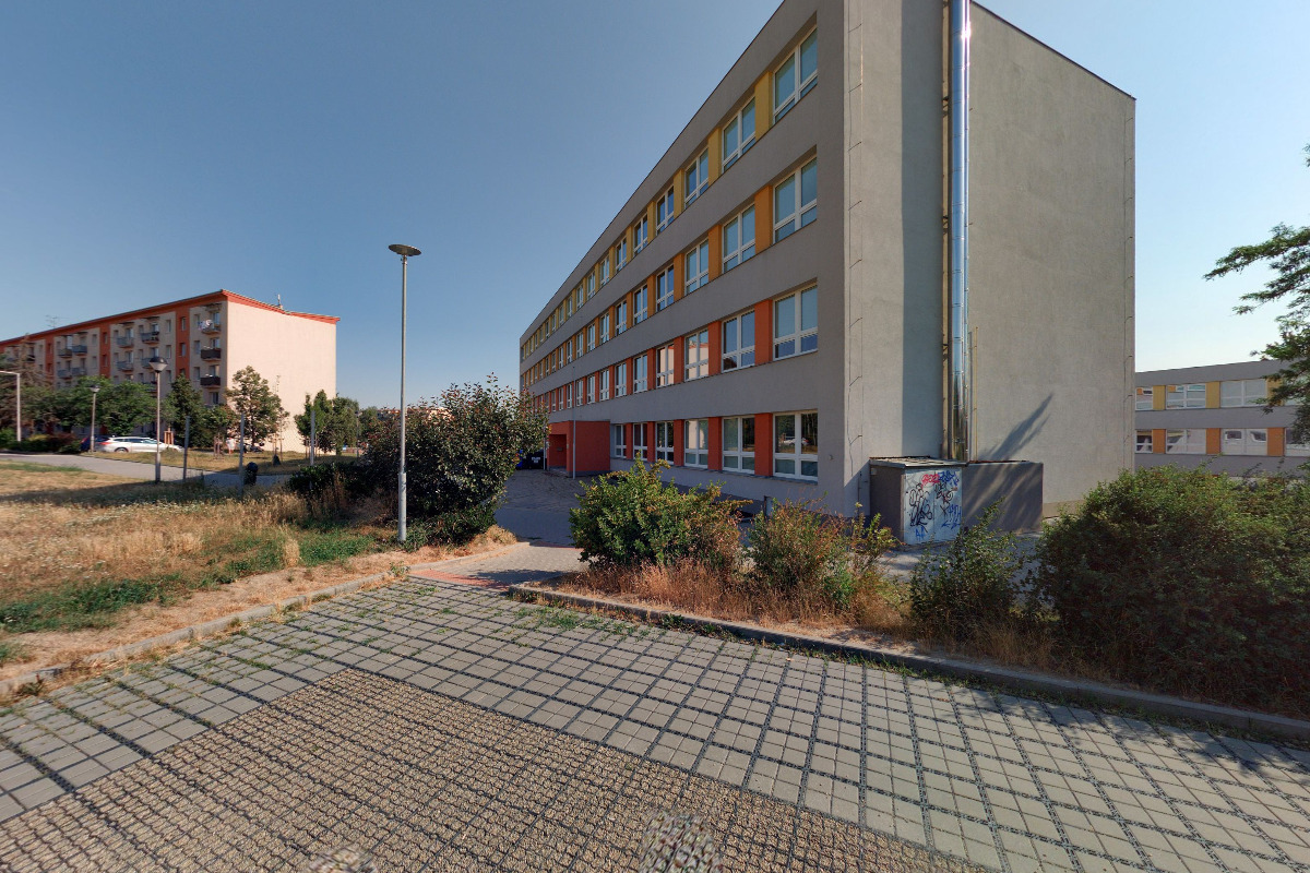 ZŠ a MŠ Znojmo, Pražská 98