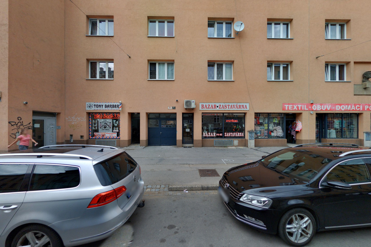 PIZZA & GRILL DI MAMMA