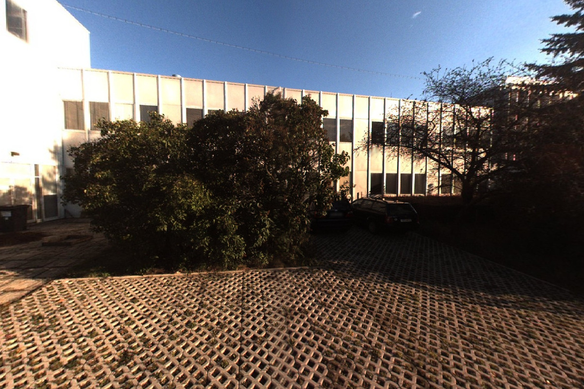 Mezinárodní pražská univerzita foto 3