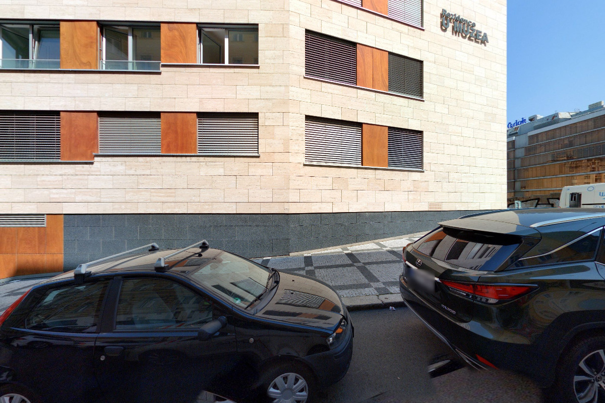 MR. PARKIT - Parking Rubešova foto 2