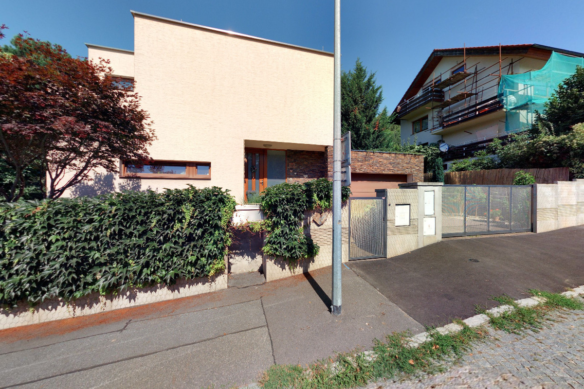 Pořadatelka akcí J. Bláhová