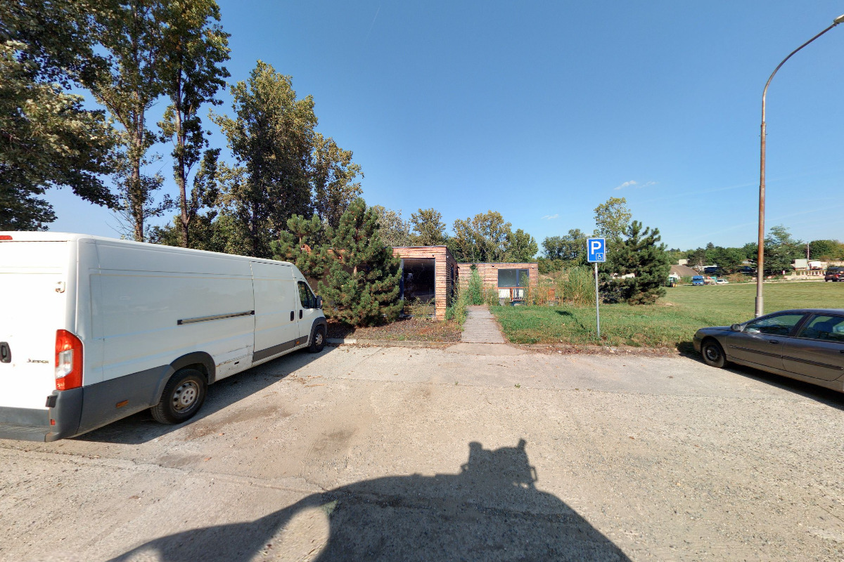 KARMA cafébar a pražírna Bullcoffee foto 2