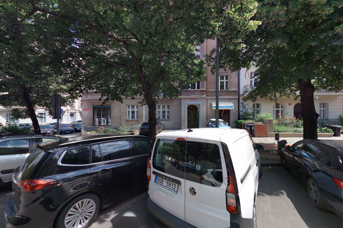 Mgr. Lada Charvátová - bytový textil