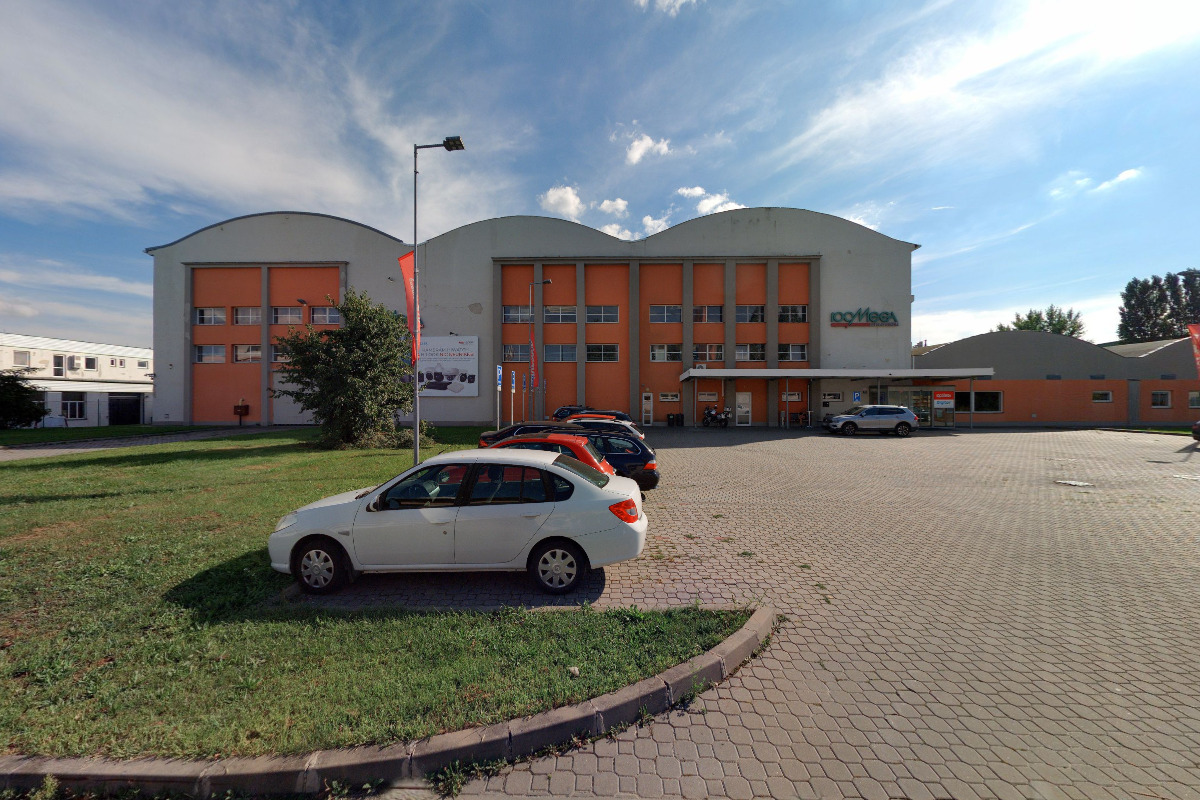 100MEGA Distribution, s.r.o.