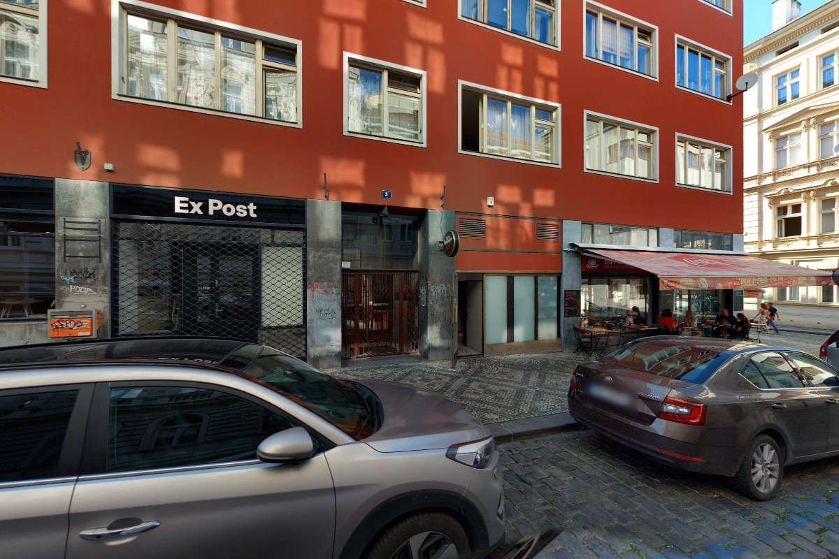 Kavárna a Restaurace Příčný řez foto 2