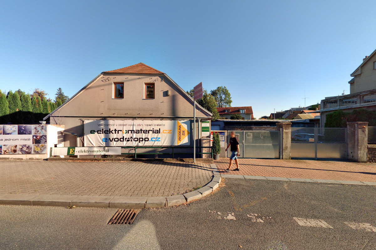 DŮM, PARKY A ZAHRADY, s.r.o.