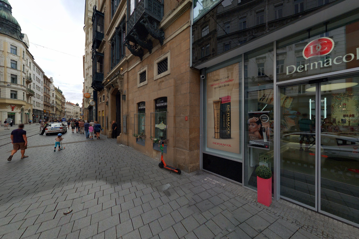 Knihovna Jiřího Mahena v Brně: IN-centrum foto 2