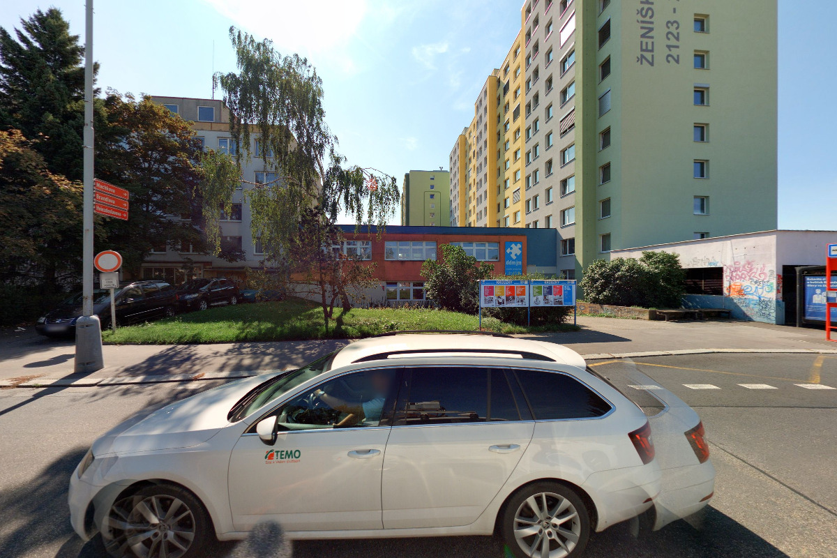 Dům dětí a mládeže Jižní Město foto 2