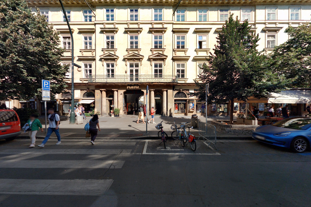 Tutor - přípravné kurzy foto 1