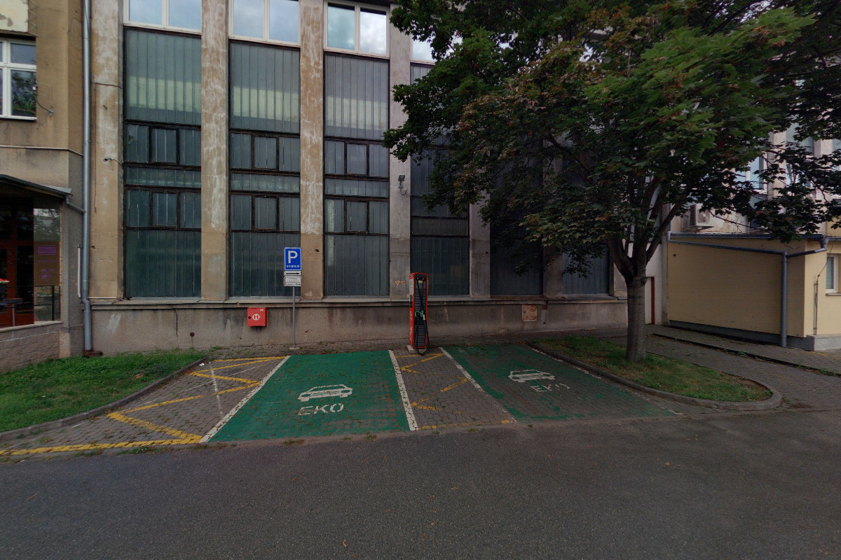 Phone - Miroslav Minařík