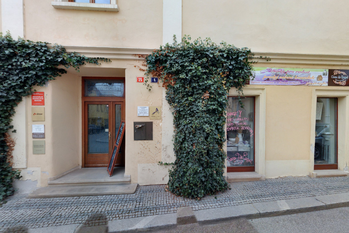 Mgr. Vladimír Náprstek, advokát