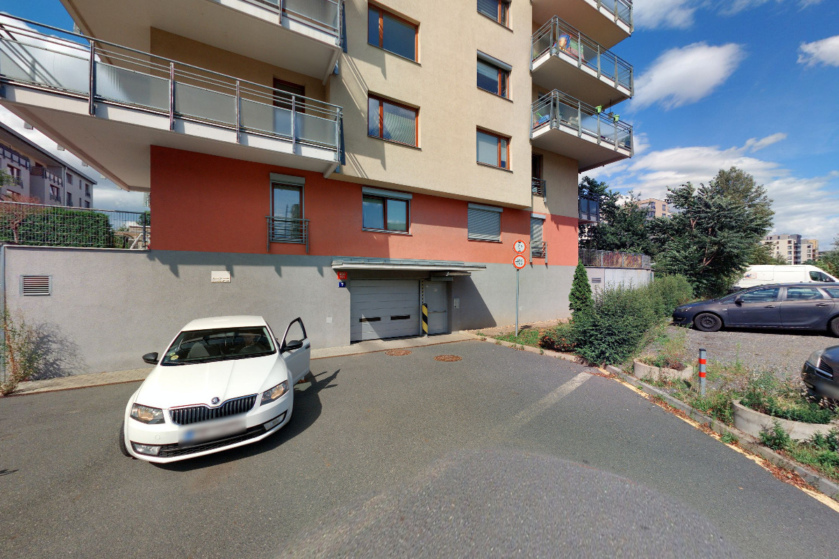 Mgr. Zuzana Churanová