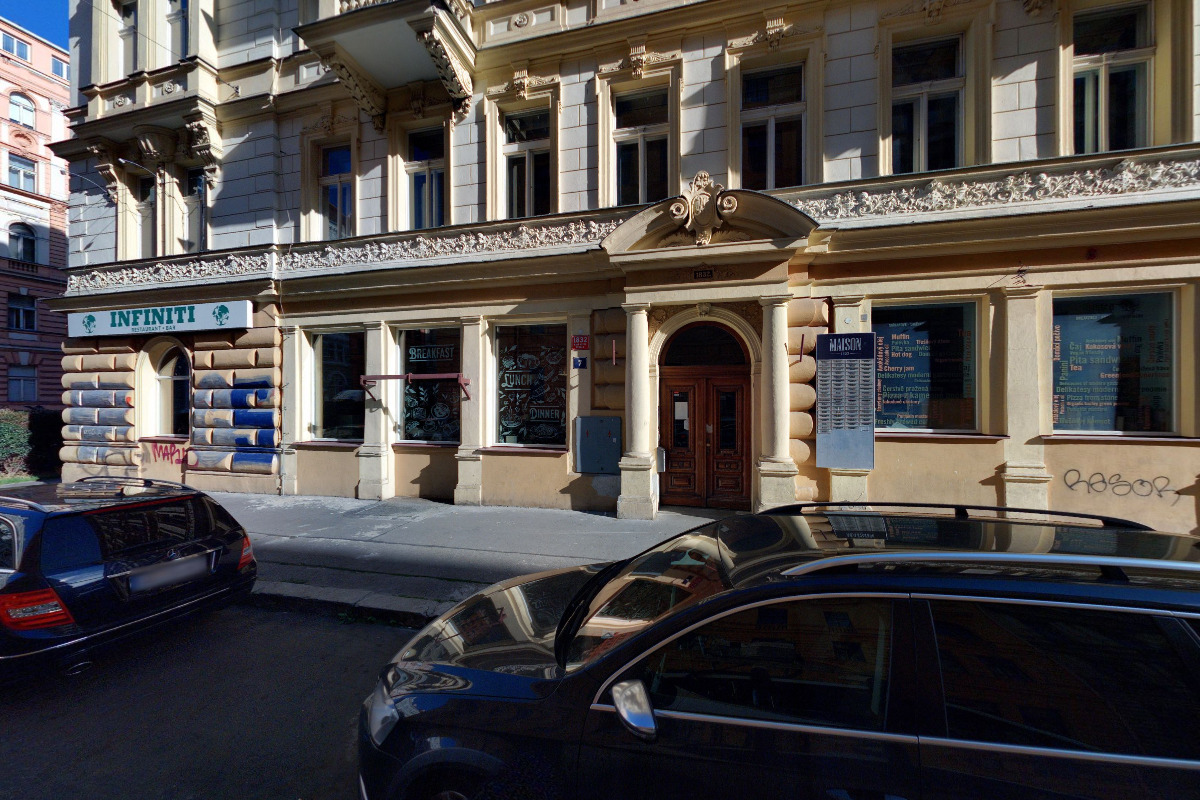 VELEBA, MILICHOVSKÝ a spol., veřejná obchodní společnost