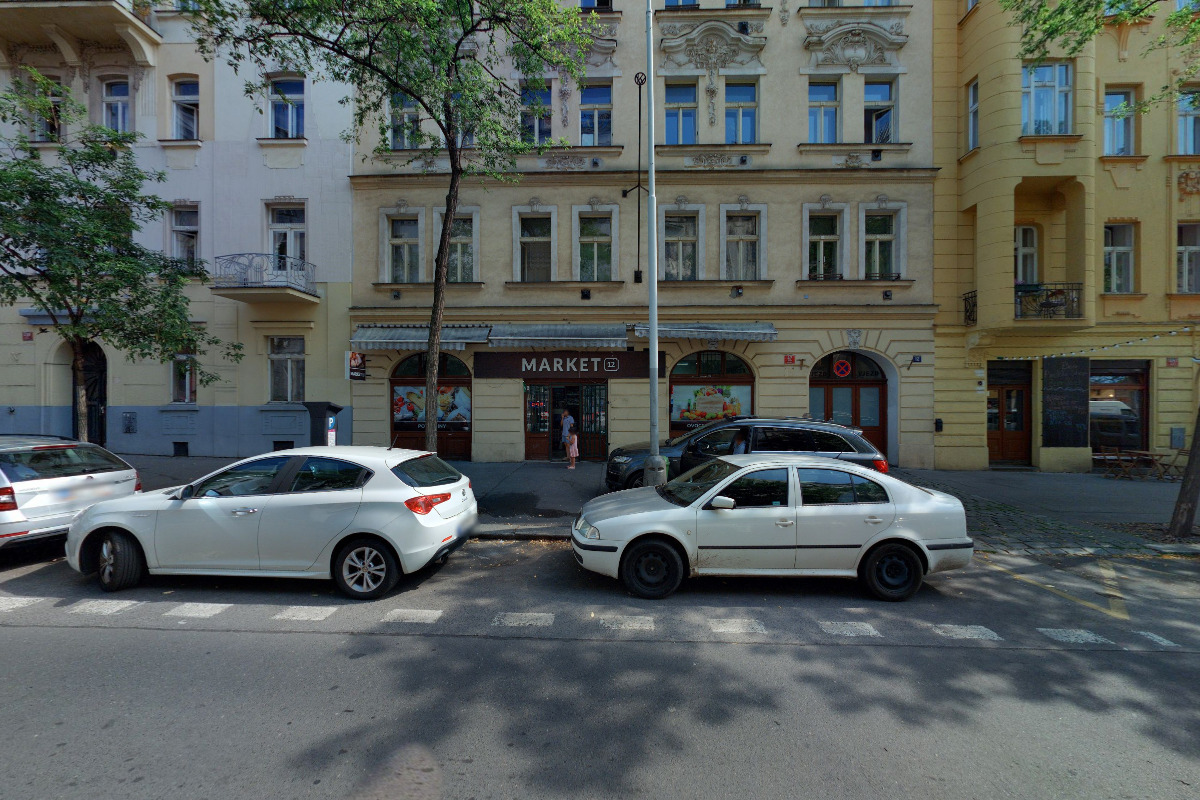 Asian food Pho Slavíkova